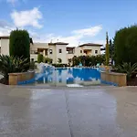 Bk02 Adjacent To Aphrodite Hills Pool Sea View Διαμέρισμα